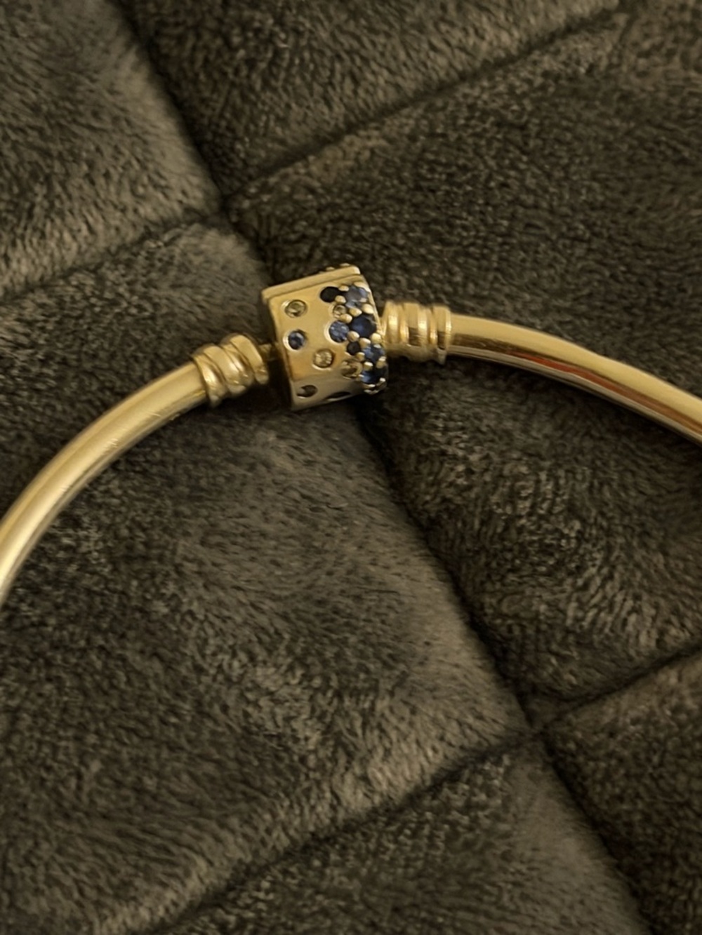 Pandora silver Tone Bangle Bracelet with Decorative Charm - Picture 4 of 5